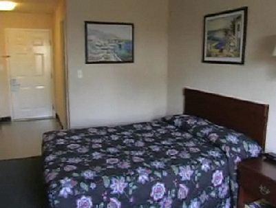 Home 1 Extended Stay Джоунсбъроу Стая снимка